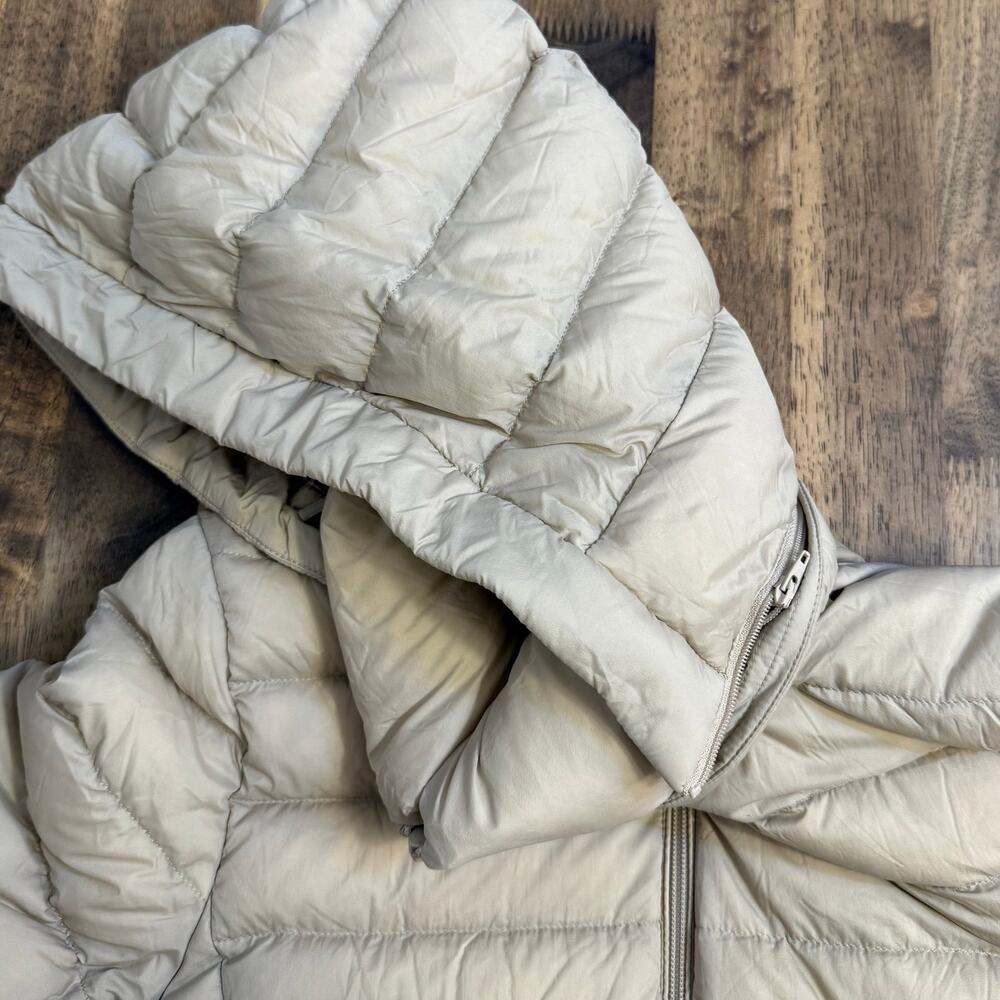 Uniqlo Ultra Light Long Genuine Down Coat Puffer Winter Nylon Beige Women's XS - Picture 9 of 11